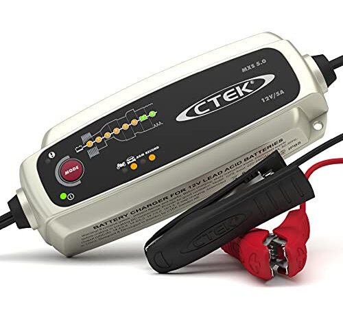 CTEK MXS 5.0 Caricabatterie Automatico (Carica, Mantiene e Ripristina Batterie da Auto e Moto) 12V, 5 Amp. – Presa Europea