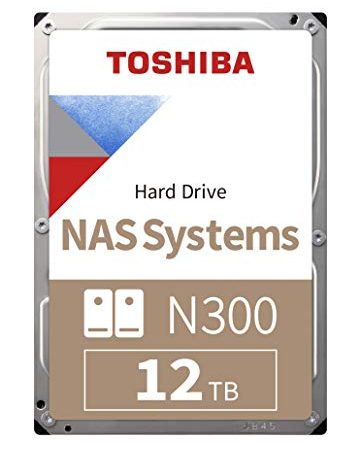 Toshiba 12TB N300 NAS 3,5 pollici SATA Hard disk interno. Funzionamento 24/7, supporta 1-8 alloggiamenti, 256 MB di cache, 180 TB/anno carico di lavoro, 3 anni di garanzia (HDWG21CUZSVA)